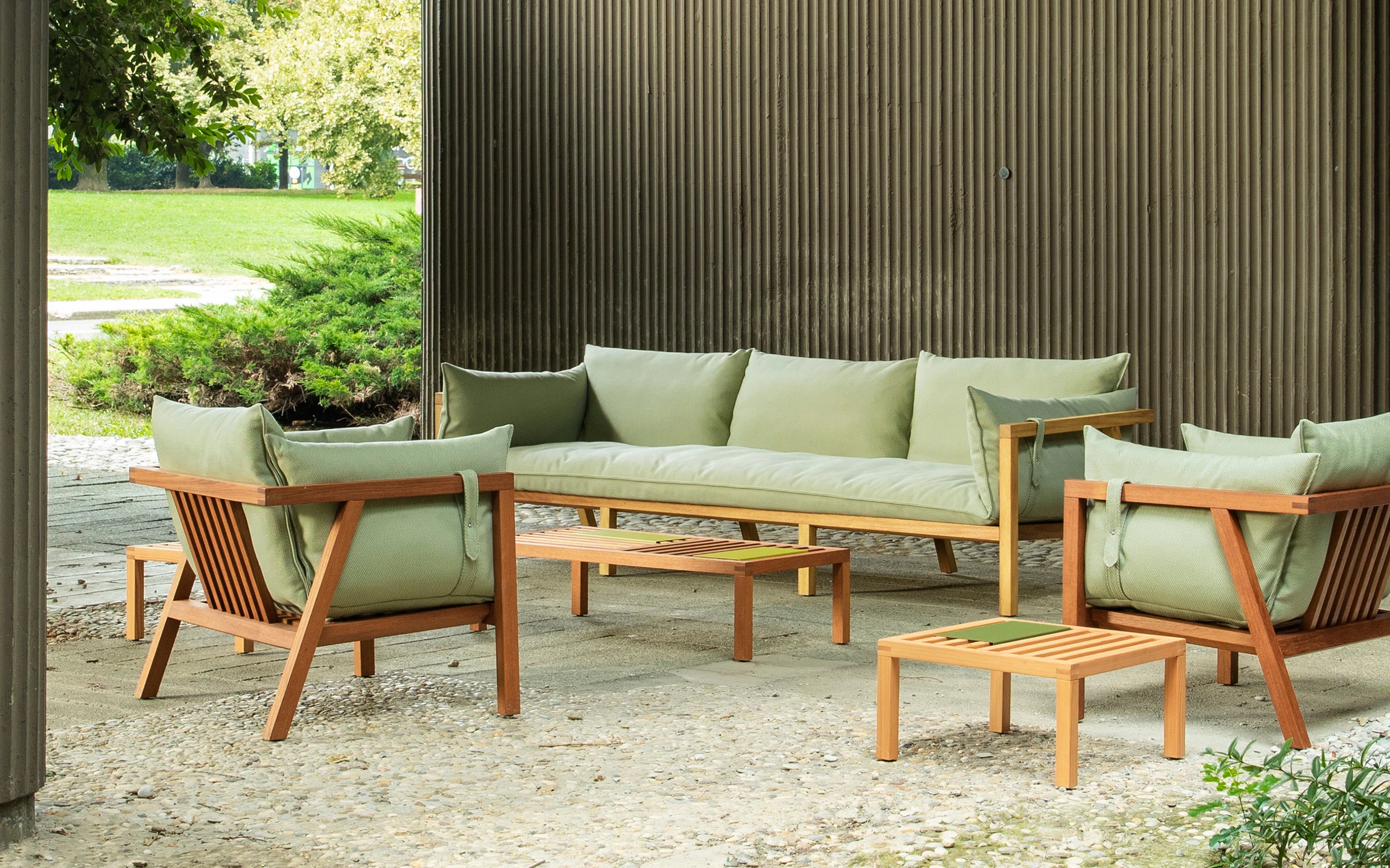 canapés outdoor au tissu résistant pour les espaces extérieur