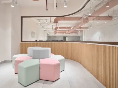 poufs confort et lounge et design pour un espace accueil ou attente