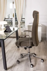 un fauteuil de direction pour un dirigeant d'entreprise