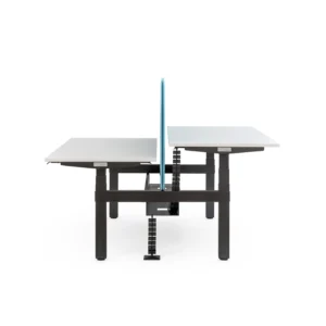 bureaux assis debout ergonomique pour collaborateurs ou open space, afin de préserver la santé et prévention TMS