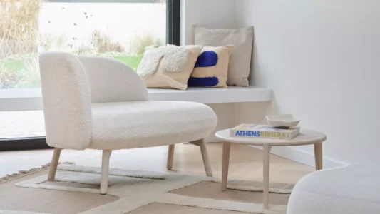 lounge et détente pour une entreprise ou simplement un accueil d'attente cosy et coloré