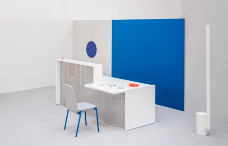 une banque d'accueil corporate, moderne et design pour un espace d'accueil ou d'attente