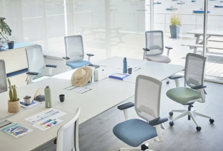 fauteuil ergonomique réglable et ajustable pour la prévention des TMS, idéal entreprise, open space, santé des collaborateurs