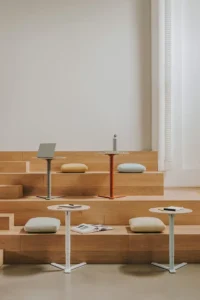 tables basses pour espace d'attente ou d'accueil