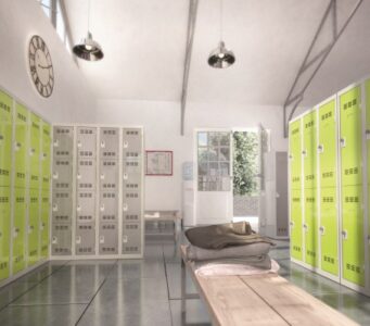 casiers ou vestiaires permettant le rangement ou le classement d'affaires, d'effets personnels, de documents importants, de manière sécurisée.