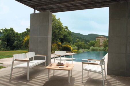 chaises et fauteuils d'extérieur outdoor au tissu résistant pour un usage durable