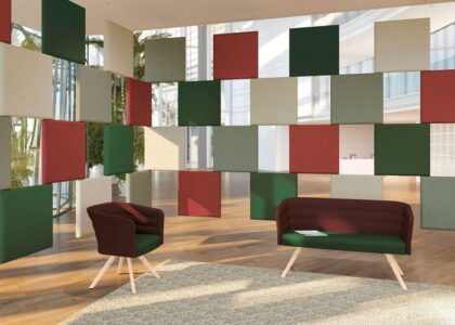 des panneaux acoustiques ou écrans acoustiques au mur ou suspendu au plafond, idéal pour absorber les nuisances sonores et séparer les espaces grâce au tissu phono absorbant