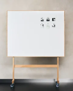 tableaux d'affichage d'entreprise ou de collectivités pour mettre en valeur des informations importantes pour les collaborateurs en entreprise