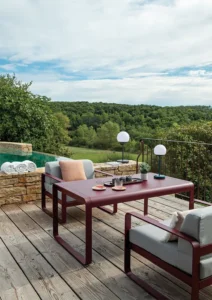 tables extérieures outdoor pour terrasse, tables durables et résistantes