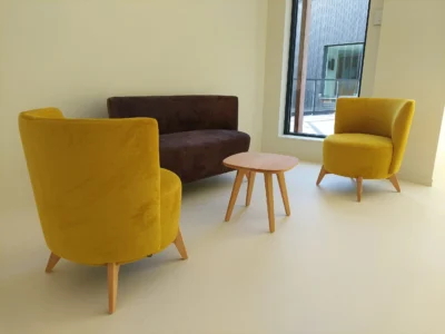 aménagement du SDEM, syndicat départemental de l'énergie de la manche : 900 m² aménagé, 24 postes de travail, 1 cafétéria, 1 salle de réunion 60 places, 1 espace accueil, rayonnage d'archives