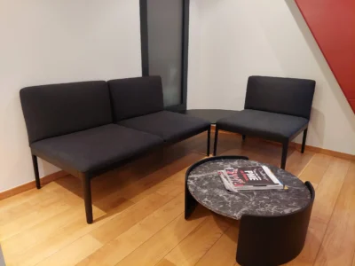 Aménagement de 75 m² Accueil / salle d'attente /bureaux/ Salle de réunion