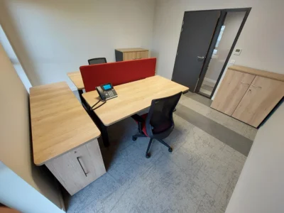 Cabinet Comptable 46 postes de travail réglable électrique 720 m2