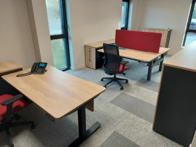 Cabinet Comptable 46 postes de travail réglable électrique 720 m2