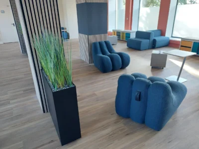 aménagement de l'enseigne coopérative U du nord ouest : Salle de pause 121 m2 Lounge et restauration 52 places assises