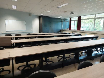 aménagement d'une salle informatique pour une école d'ingénieurs à caen